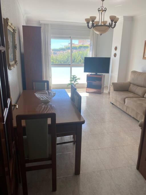 Adra Apartment 2Nd Line To Sea Exterior photo